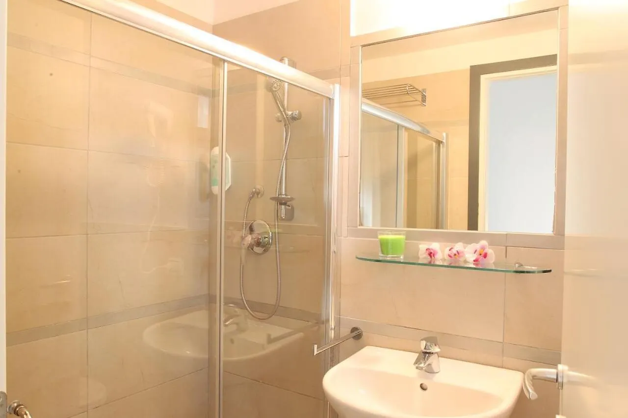 Hotel Creta Ρίμινι Ιταλία